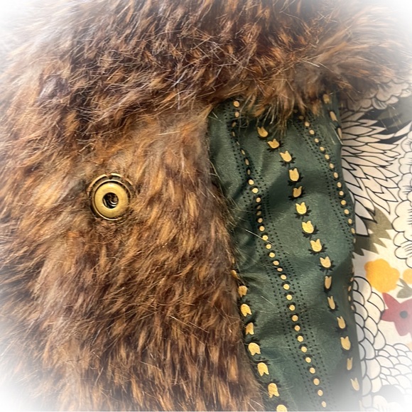 💕Beautiful Brown Burning Torch Faux Fur Coat💕 - Picture 6 of 7